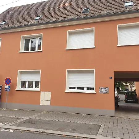 Meubles Du 25 N3 1er Etage Apartament *
