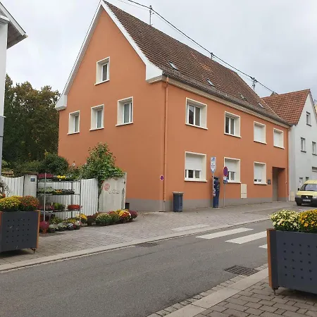 Meubles Du 25 N3 1er Etage Apartament