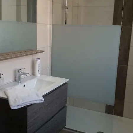 Apartament Meubles Du 25 N3 1er Etage *